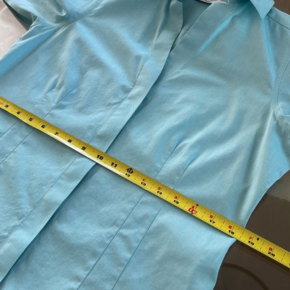 Foxcroft, fits 8-10,100% cotton,V-neck to buttons,bracelet length sleeve.As new - Picture 6 of 11